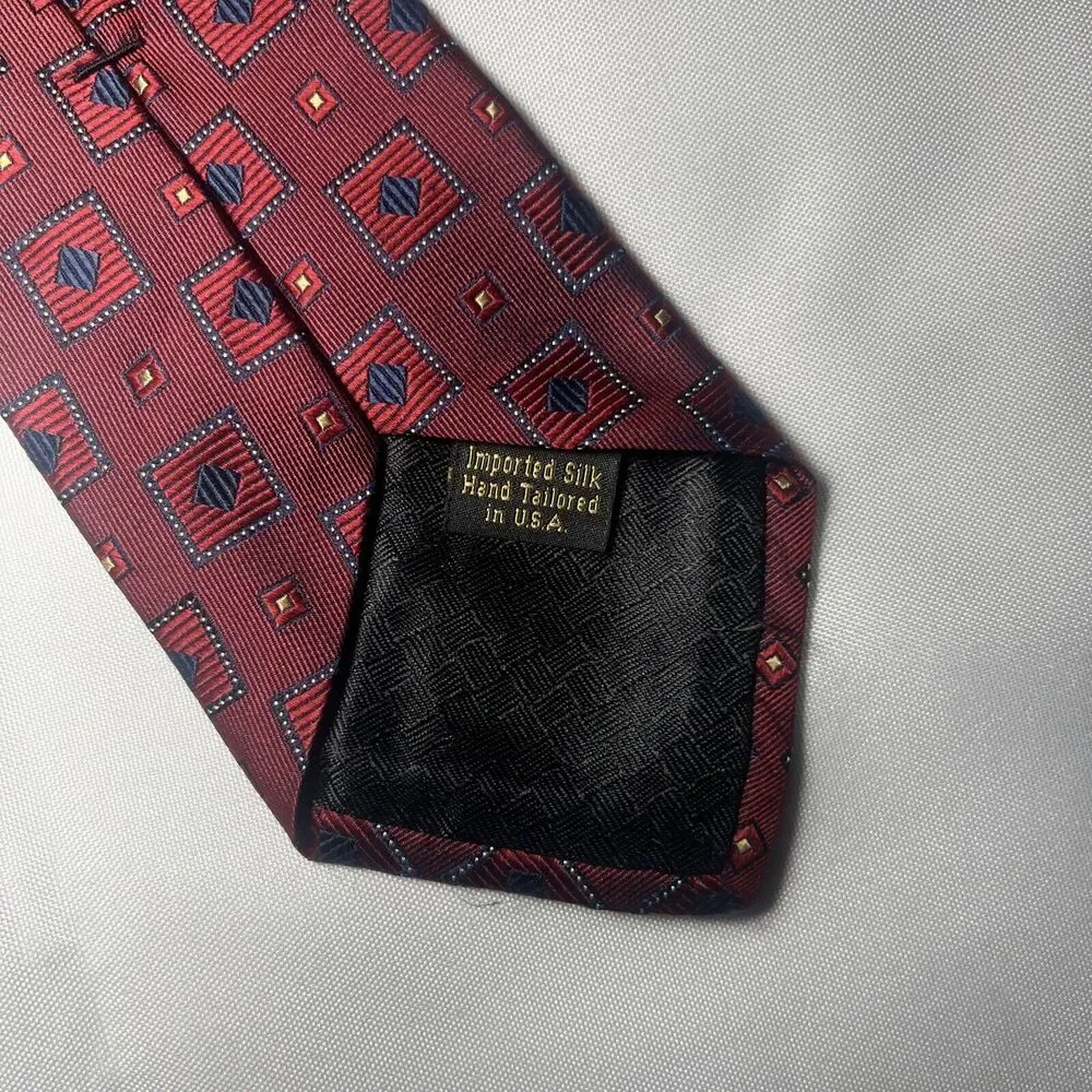 Hart Schaffner Marx Neck Tie Men’s Silk Red Geometric Squares Blue 3.5”x 58.5